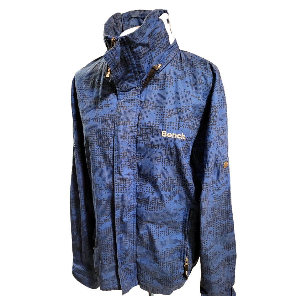 BENCH Blue & Black BBQ Jacket~White Logo Embroidery @ Neck & Breast sz XL